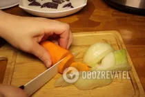 Печеночный паштет в мультиварке - Шаг 2 Печеночный паштет в мультиварке - Шаг 2