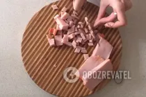 Кесадилья с ветчиной и сыром - Шаг 2 Кесадилья с ветчиной и сыром - Шаг 2