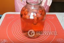 Компот з клубники - Крок 3 Компот з клубники - Крок 3