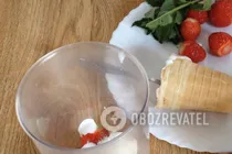 Молочный коктейль с клубникой - Шаг 3 Молочный коктейль с клубникой - Шаг 3