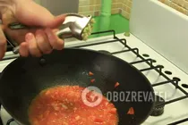 Яичный суп с помидорами - Шаг 1 Яичный суп с помидорами - Шаг 1