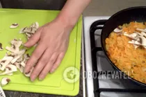 Сырный суп с шампиньонами - Шаг 3 Сырный суп с шампиньонами - Шаг 3