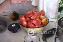 Томатный сок с мякотью - Шаг 2 Томатный сок с мякотью - Шаг 2
