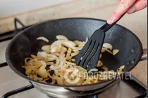 Жареный карась в сметане - Шаг 5 Жареный карась в сметане - Шаг 5