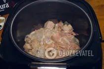 Гуляш из говядины в мультиварке - Шаг 3 Гуляш из говядины в мультиварке - Шаг 3