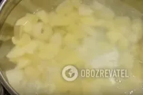Суп с плавленым сыром и колбасой - Шаг 3 Суп с плавленым сыром и колбасой - Шаг 3