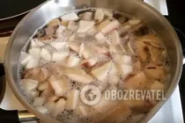 Жареная картошка с грибами - Шаг 2 Жареная картошка с грибами - Шаг 2