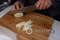 Смажена картопля з вешенками - Крок 1 Смажена картопля з вешенками - Крок 1