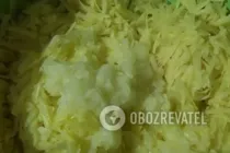 Смажена картопля з сиром - Крок 3 Смажена картопля з сиром - Крок 3