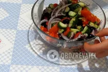 Греческий салат с фетой - Шаг 5 Греческий салат с фетой - Шаг 5