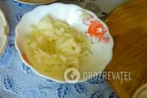 Салат "Невеста" с плавленым сыром - Шаг 2 Салат "Невеста" с плавленым сыром - Шаг 2