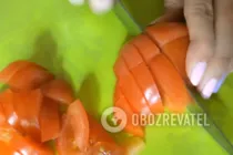 Салат с сыром и помидорами - Шаг 1 Салат с сыром и помидорами - Шаг 1