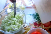 Салат из пекинской капусты с сыром - Шаг 2 Салат из пекинской капусты с сыром - Шаг 2