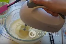Сирний кекс з родзинками - Крок 3 Сирний кекс з родзинками - Крок 3