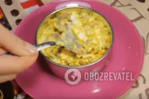 Салат с плавленым сыром и кукурузой - Шаг 7 Салат с плавленым сыром и кукурузой - Шаг 7