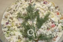 Салат с сыром и копченой курицей - Шаг 8 Салат с сыром и копченой курицей - Шаг 8