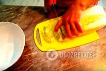Салат с сухариками и пекинской капустой - Шаг 2 Салат с сухариками и пекинской капустой - Шаг 2
