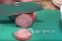 Салат с сухариками, ветчиной и сыром - Шаг 2 Салат с сухариками, ветчиной и сыром - Шаг 2