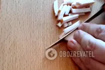 Салат с ананасом и копченой грудкой - Шаг 3 Салат с ананасом и копченой грудкой - Шаг 3