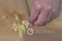 Салат с ананасами и грибами - Шаг 3 Салат с ананасами и грибами - Шаг 3