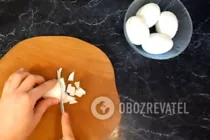Салат з ананасами і філе - Крок 4 Салат з ананасами і філе - Крок 4