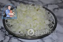 Салат с сухариками и фасолью - Шаг 4 Салат с сухариками и фасолью - Шаг 4