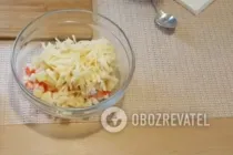 Салат с ананасами и креветками - Шаг 5 Салат с ананасами и креветками - Шаг 5