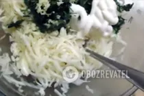 Салат с сухариками и капустой - Шаг 5 Салат с сухариками и капустой - Шаг 5