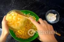 Салат з ананасами і філе - Крок 6 Салат з ананасами і філе - Крок 6