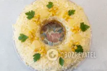 Салат з ананасом і копченою куркою - Крок 7 Салат з ананасом і копченою куркою - Крок 7