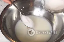 Ватрушки с творогом и изюмом - Шаг 1 Ватрушки с творогом и изюмом - Шаг 1