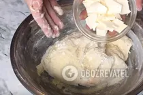 Ватрушки с творогом и изюмом - Шаг 4 Ватрушки с творогом и изюмом - Шаг 4