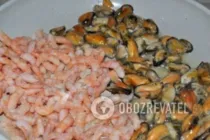 Салат с креветками и мидиями - Шаг 1 Салат с креветками и мидиями - Шаг 1