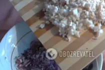 Салат з кукурудзи і кальмарів - Крок 3 Салат з кукурудзи і кальмарів - Крок 3