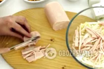 Салат з кукурудзою і сухариками - Крок 2 Салат з кукурудзою і сухариками - Крок 2