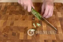Салат с кукурузой и пекинской капустой - Шаг 3 Салат с кукурузой и пекинской капустой - Шаг 3