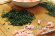 Салат с креветками и кукурузой - Шаг 5 Салат с креветками и кукурузой - Шаг 5