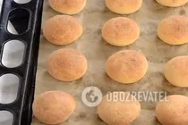 Творожные пончики в духовке - Шаг 6 Творожные пончики в духовке - Шаг 6