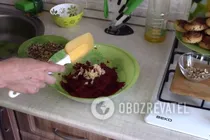 Салат з горіхами та буряком - Крок 4 Салат з горіхами та буряком - Крок 4