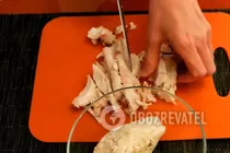 Салат с орехами и курицей - Шаг 1 Салат с орехами и курицей - Шаг 1