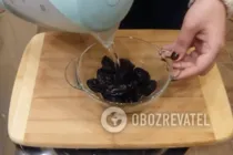 Салат с черносливом и грибами - Шаг 1 Салат с черносливом и грибами - Шаг 1