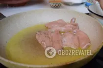 Салат "Цезарь" с курицей и сухариками - Шаг 4 Салат "Цезарь" с курицей и сухариками - Шаг 4