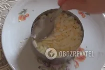 Салат с виноградом и ветчиной - Шаг 6 Салат с виноградом и ветчиной - Шаг 6