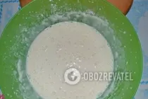 Пончики с чесноком - Шаг 1 Пончики с чесноком - Шаг 1