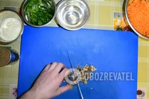 Салат с орехами и морковью - Шаг 2 Салат с орехами и морковью - Шаг 2