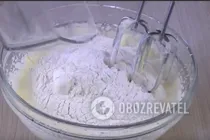 Пирог с вишней на сметане - Шаг 3 Пирог с вишней на сметане - Шаг 3