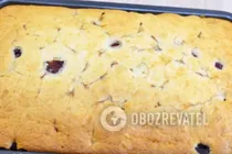 Пирог с вишней на сметане - Шаг 6 Пирог с вишней на сметане - Шаг 6