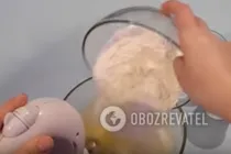 Вафельные трубочки на молоке - Шаг 3 Вафельные трубочки на молоке - Шаг 3