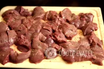 Салат з печінкою і карамелізованими яблуками - Крок 4 Салат з печінкою і карамелізованими яблуками - Крок 4