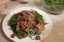 Салат с печенью и рукколой - Шаг 6 Салат с печенью и рукколой - Шаг 6